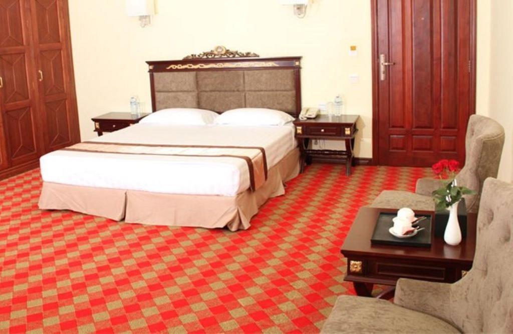 Sky Man Hotel Gyogon Екстериор снимка
