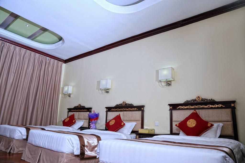 Sky Man Hotel Gyogon Екстериор снимка