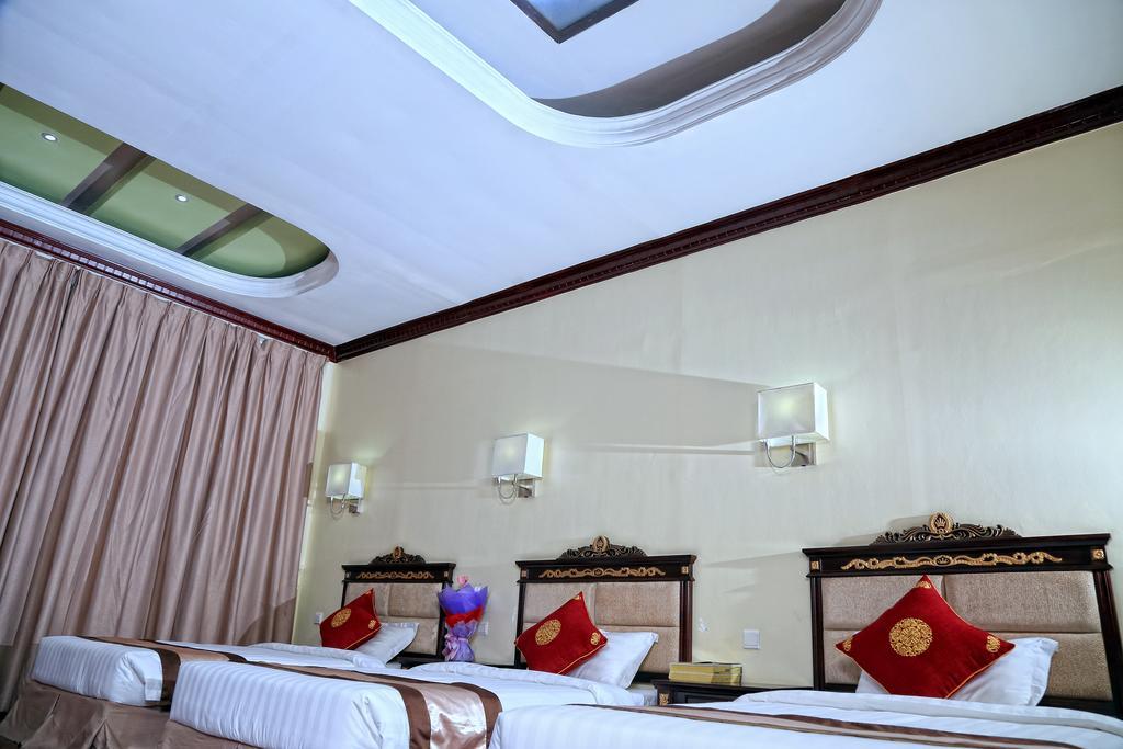 Sky Man Hotel Gyogon Екстериор снимка