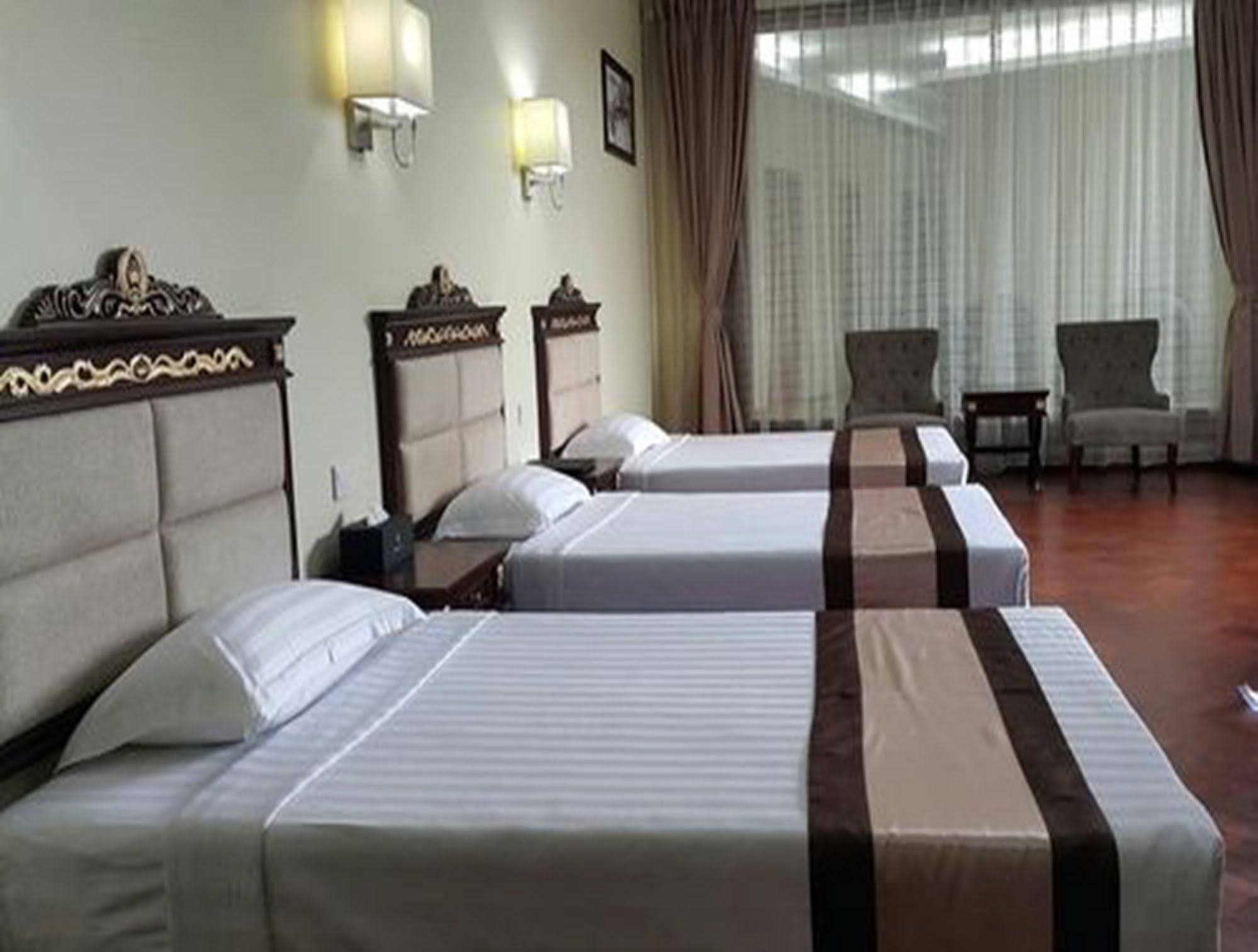 Sky Man Hotel Gyogon Екстериор снимка