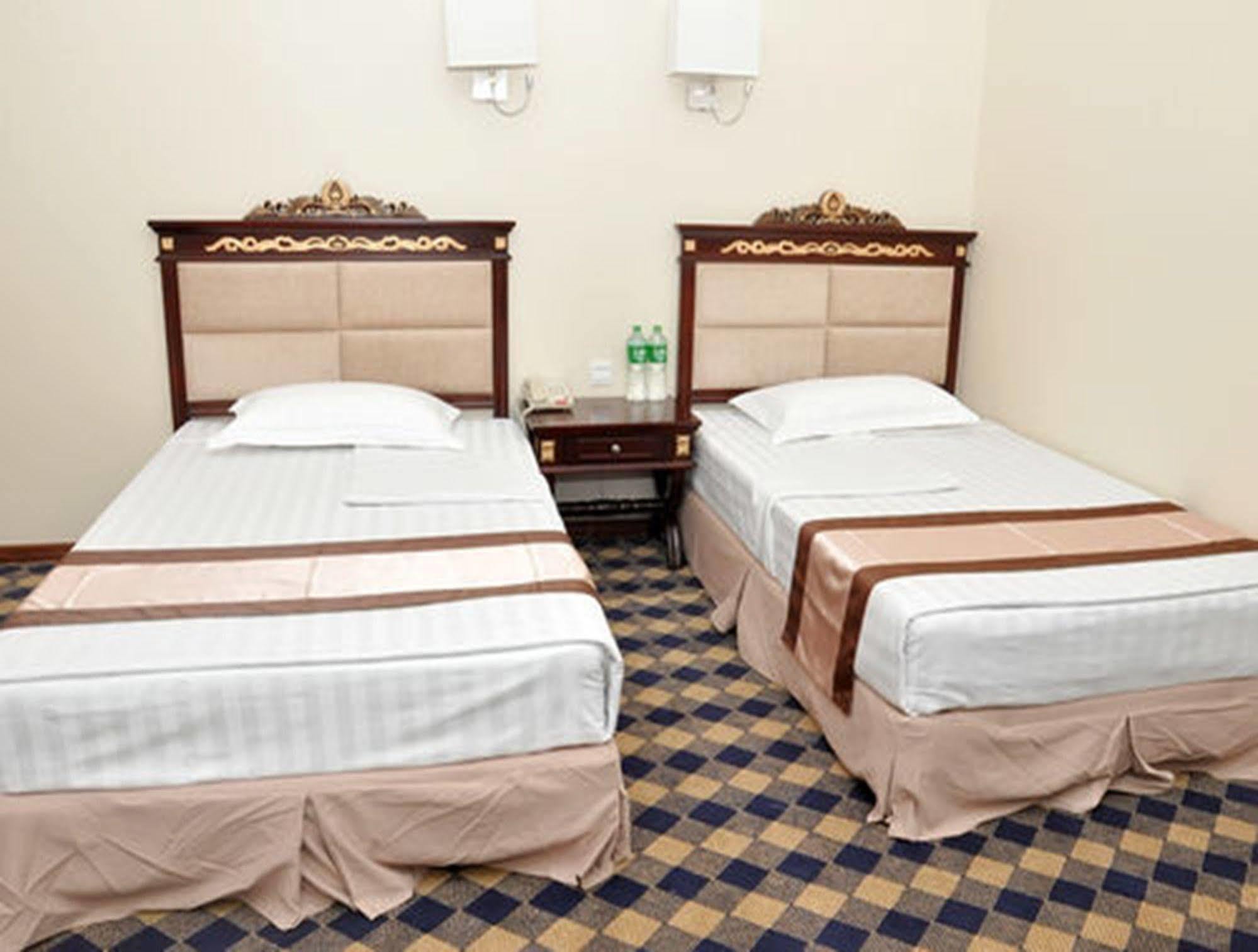 Sky Man Hotel Gyogon Екстериор снимка